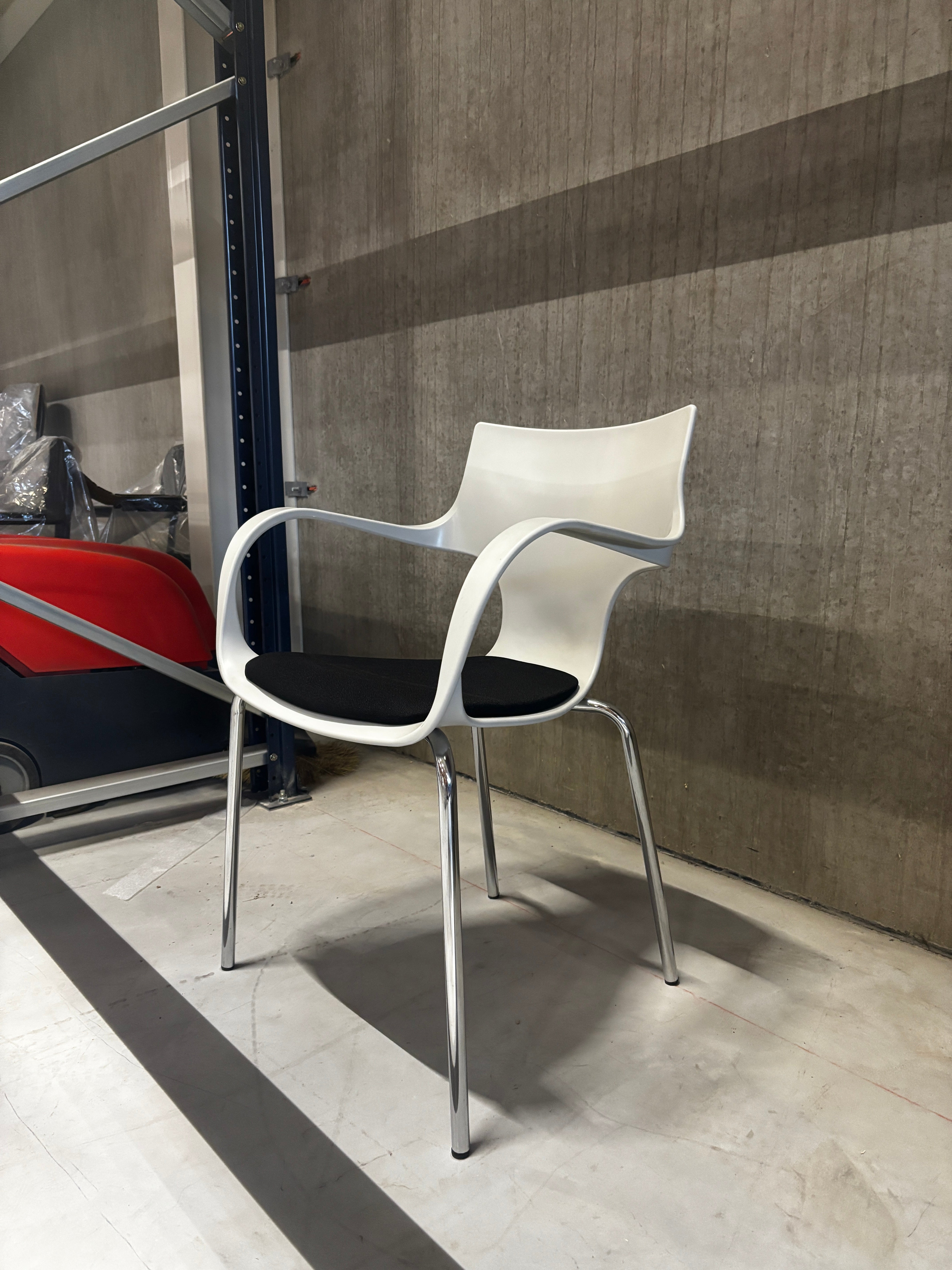 Sample Sale - Workliving Jim Stoel - Wit - Aluminium Onderstel