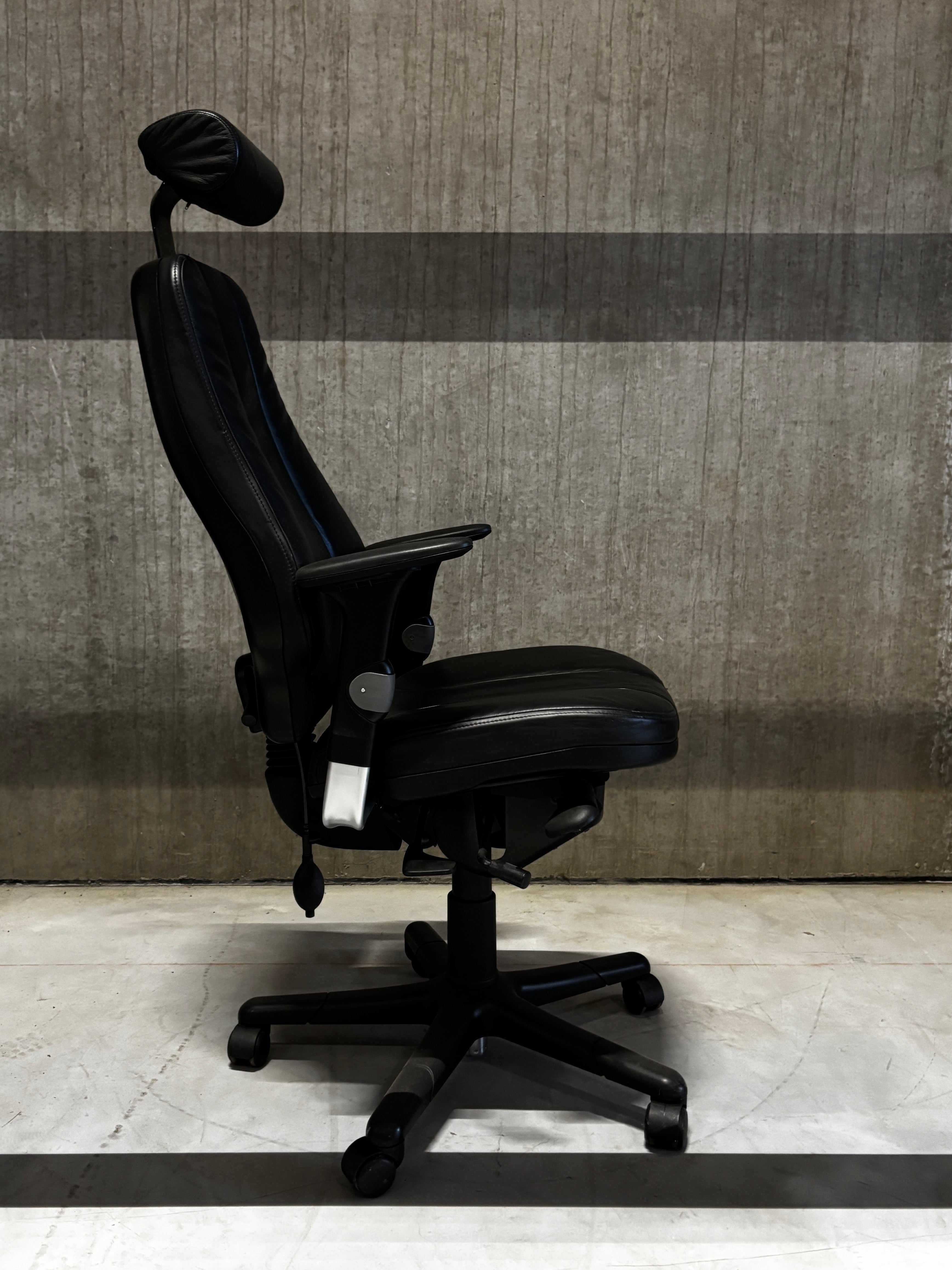 Refurbished Bureaustoel RH Logic 4 Leder met Hoofdsteun Zwart