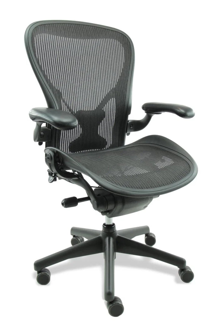 Refurbished Bureaustoel Herman Miller Aeron "C" Posturefit Full Option Graphite