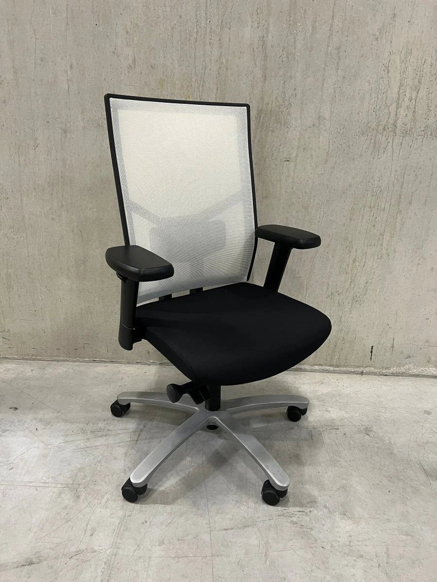 Outlet - Refurbished Bureaustoel Zuidas Mesh Wit Classic B11