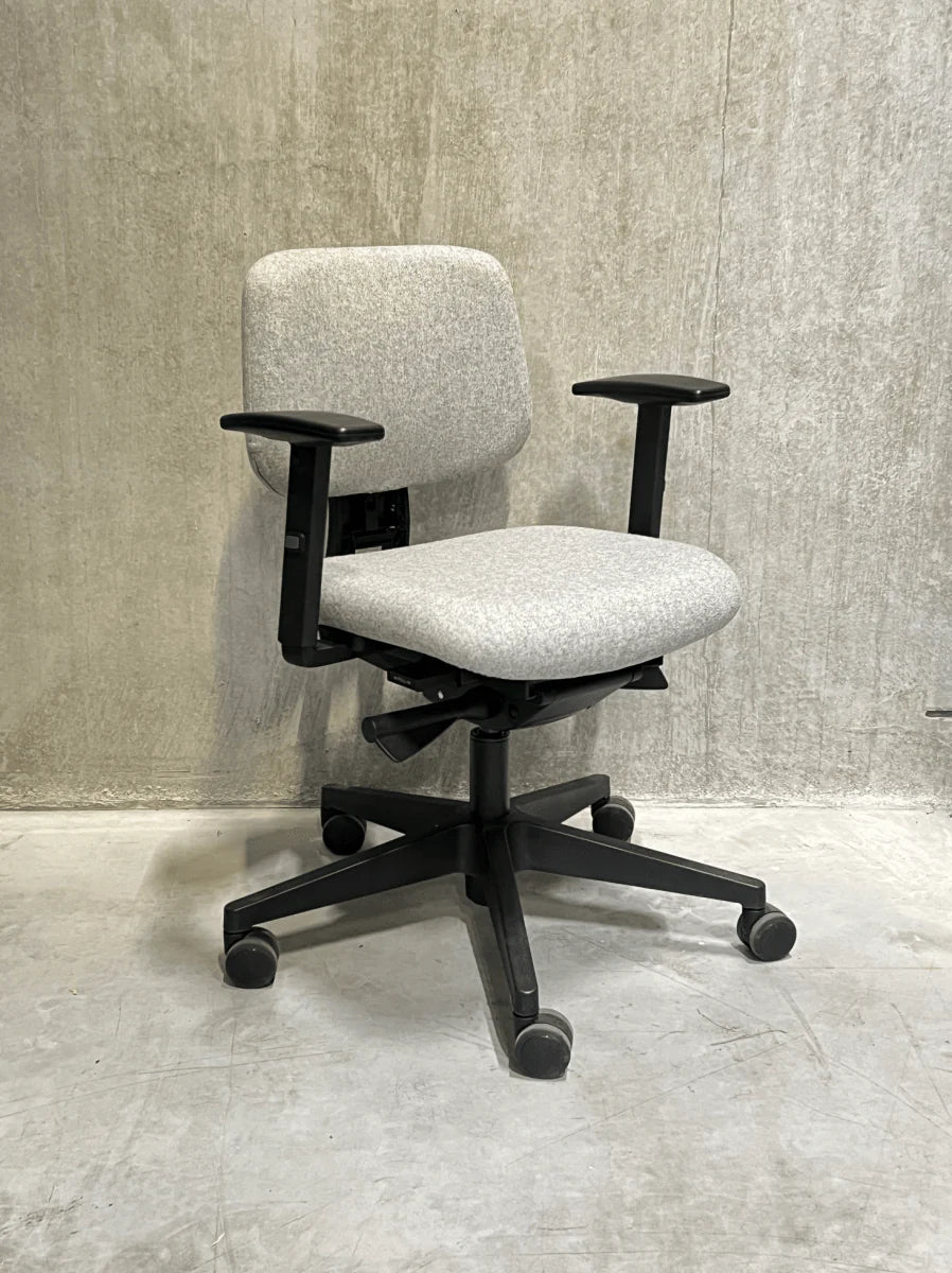 Outlet - Refurbished Bureaustoel F5 Comfort Lichtgrijs