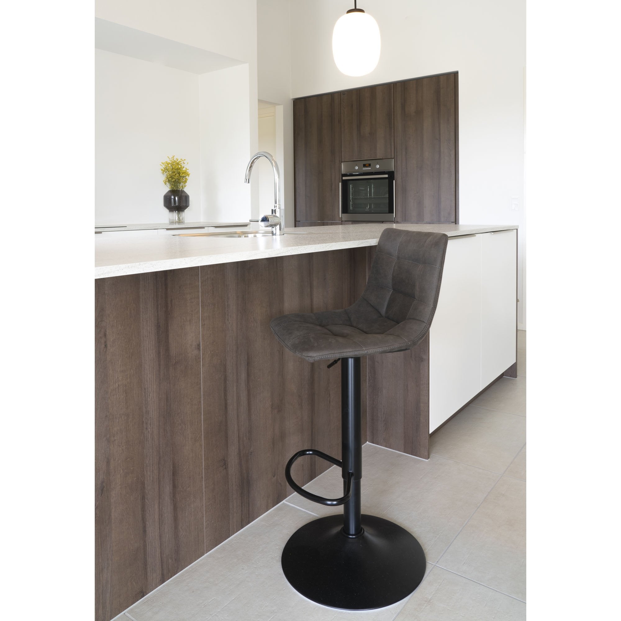 Middelfart Bar Chair - Bar chair in microfiber, dark grey with black legs - House Nordic - Bar Chair- Workliving