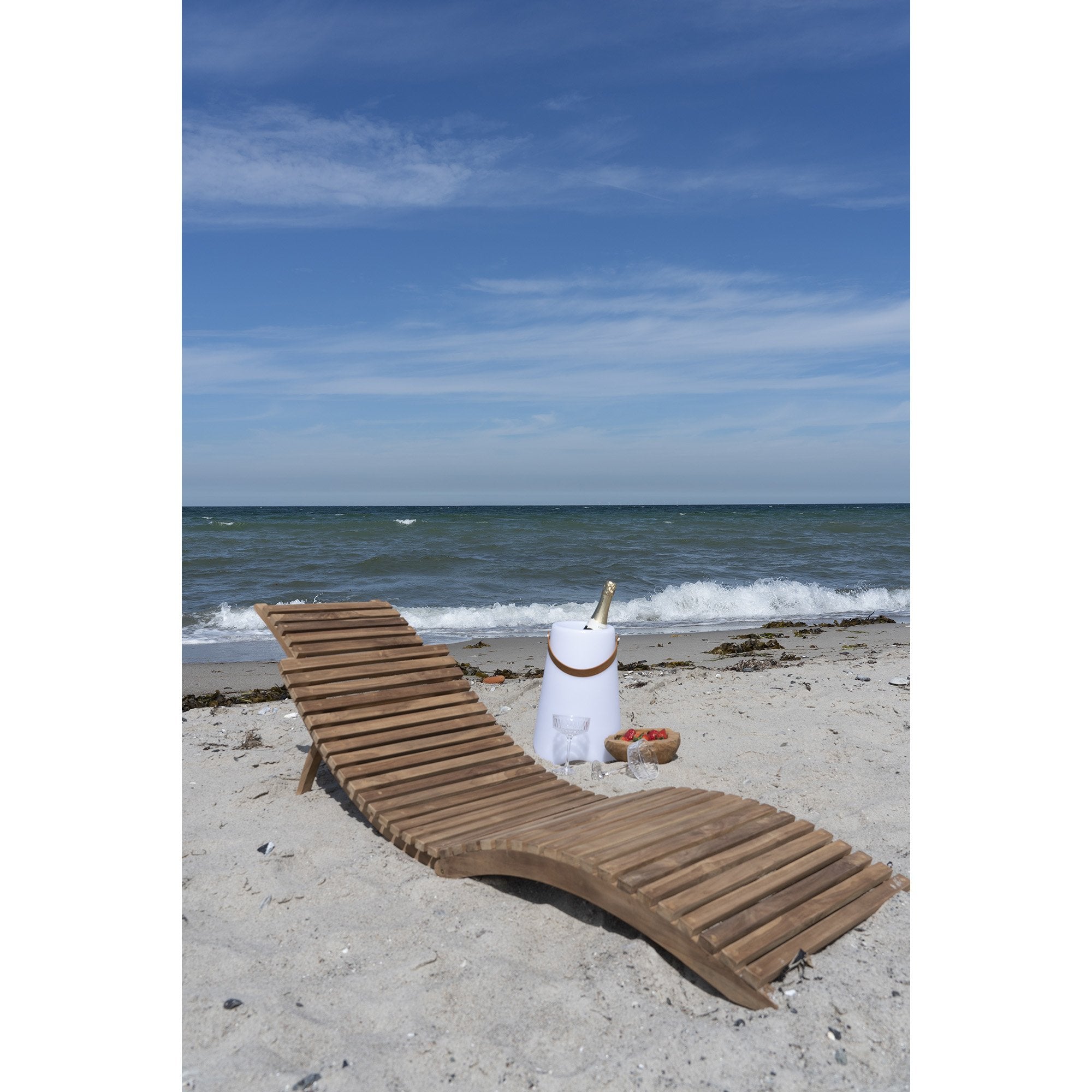 House Nordic Arrieta - Tuinstoel - Lounge - Zonnebed - Sunlounger - Teak Hout - Tuin