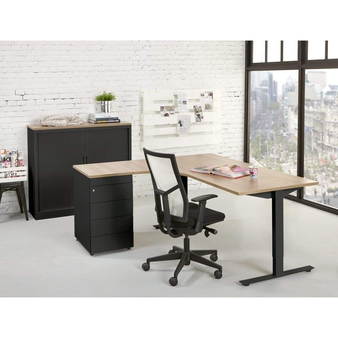 Hoekbureau Rechts Verstelbaar Brooklyn T-poot 180x80 - Licht