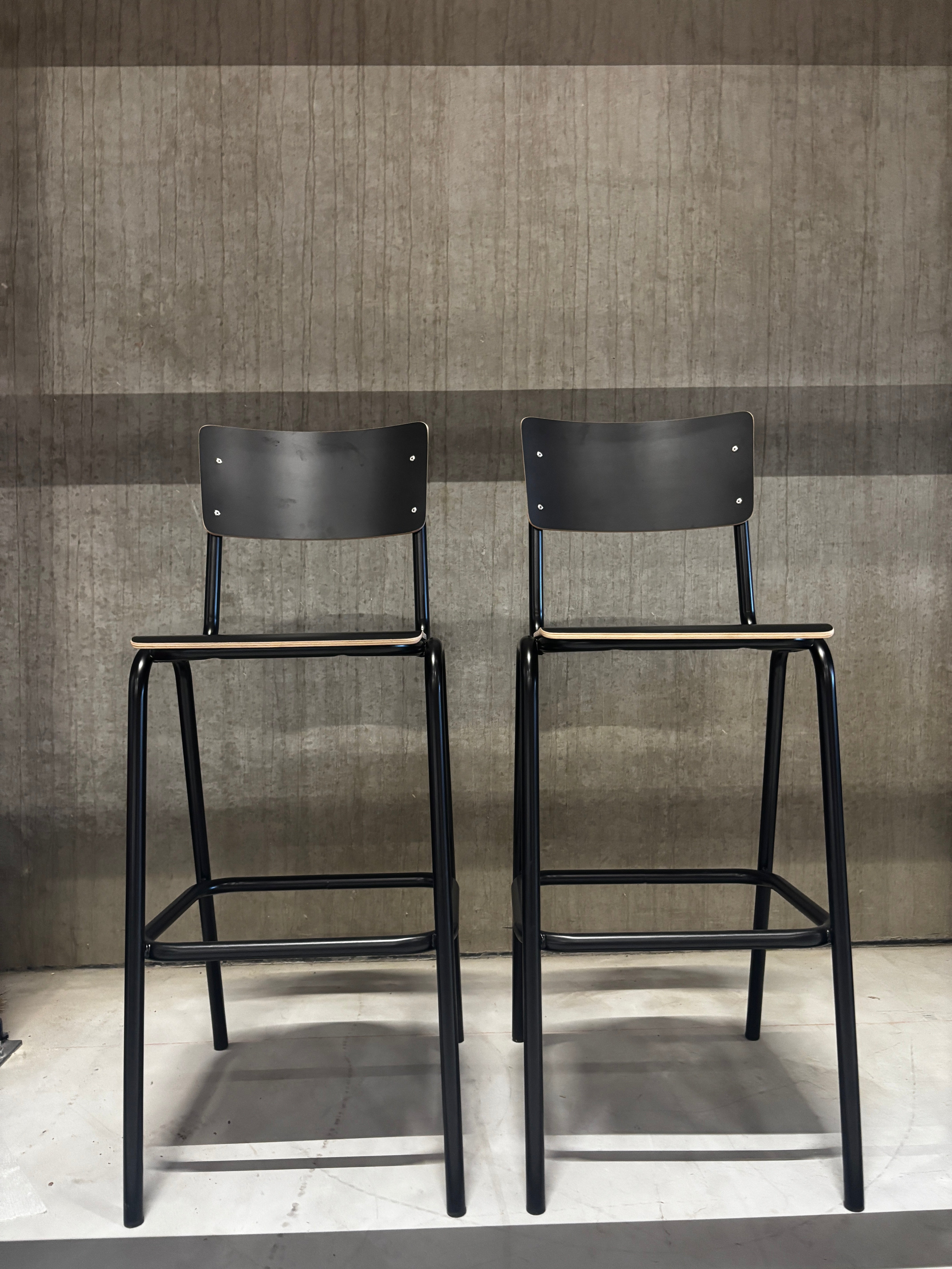 Sample Sale - Workliving School Barkruk - Houten Design Zwart - 76 CM