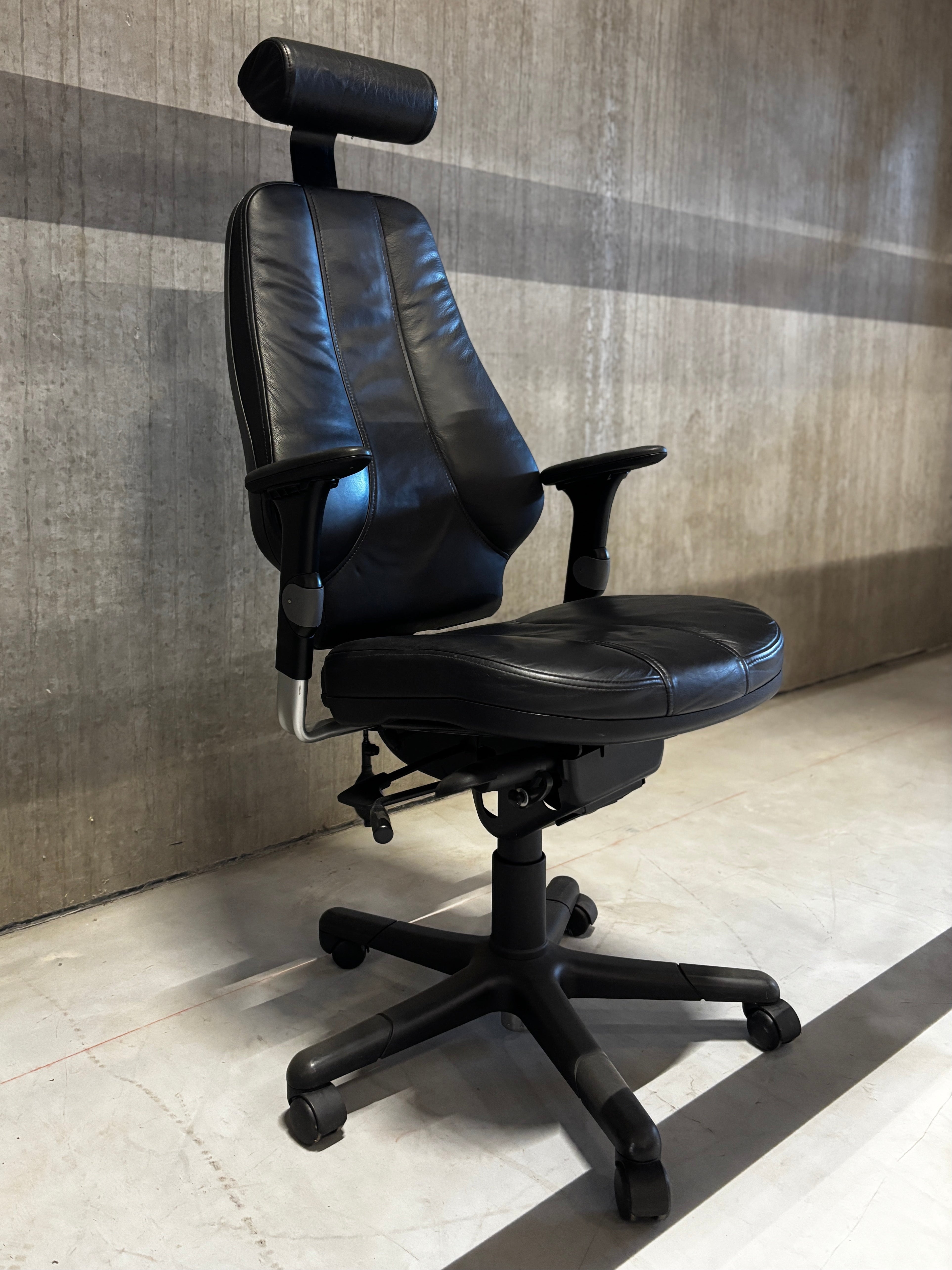 Refurbished Bureaustoel RH Logic 4 Leder met Hoofdsteun Zwart