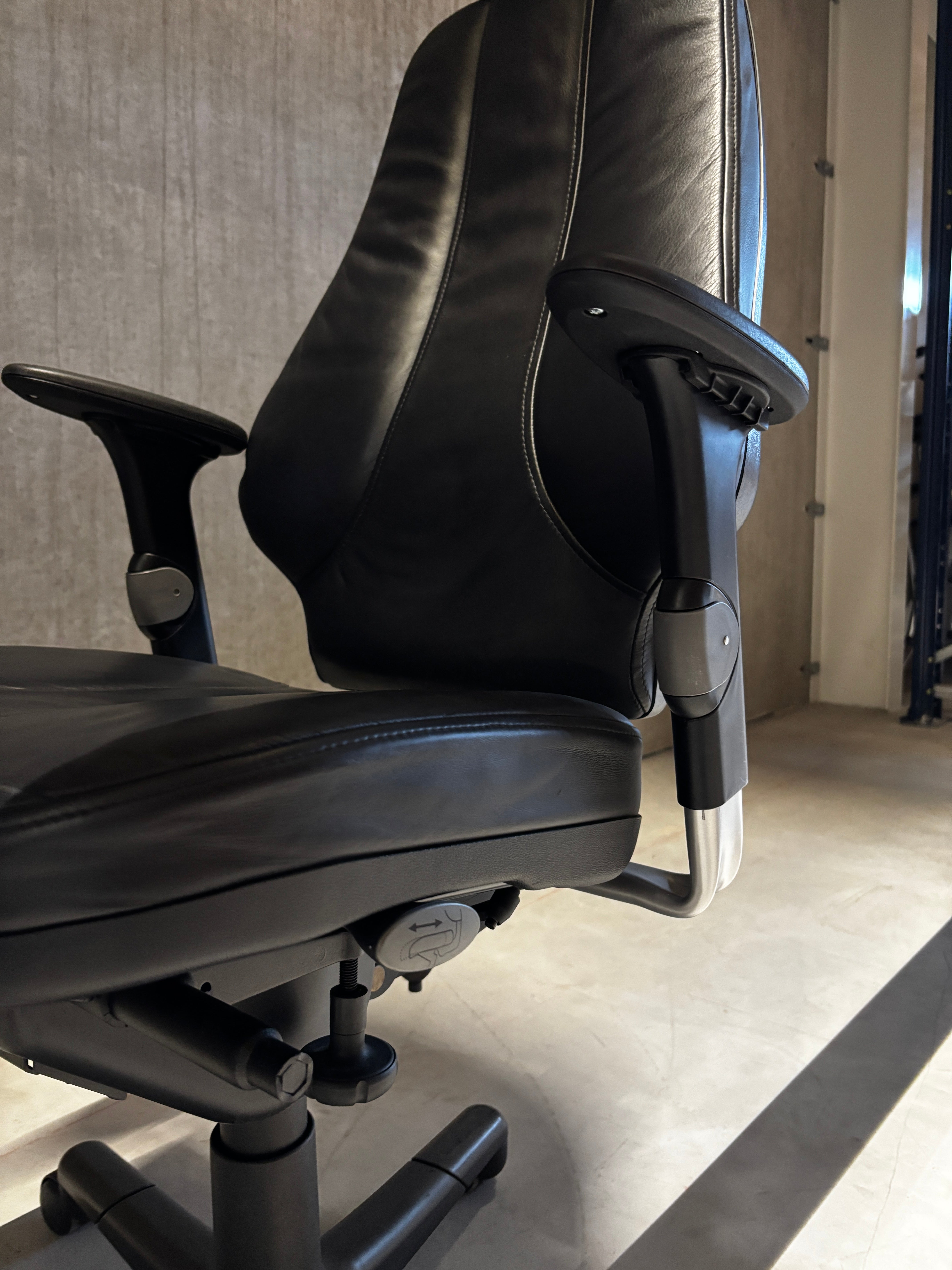 Refurbished Bureaustoel RH Logic 4 Leder met Hoofdsteun Zwart