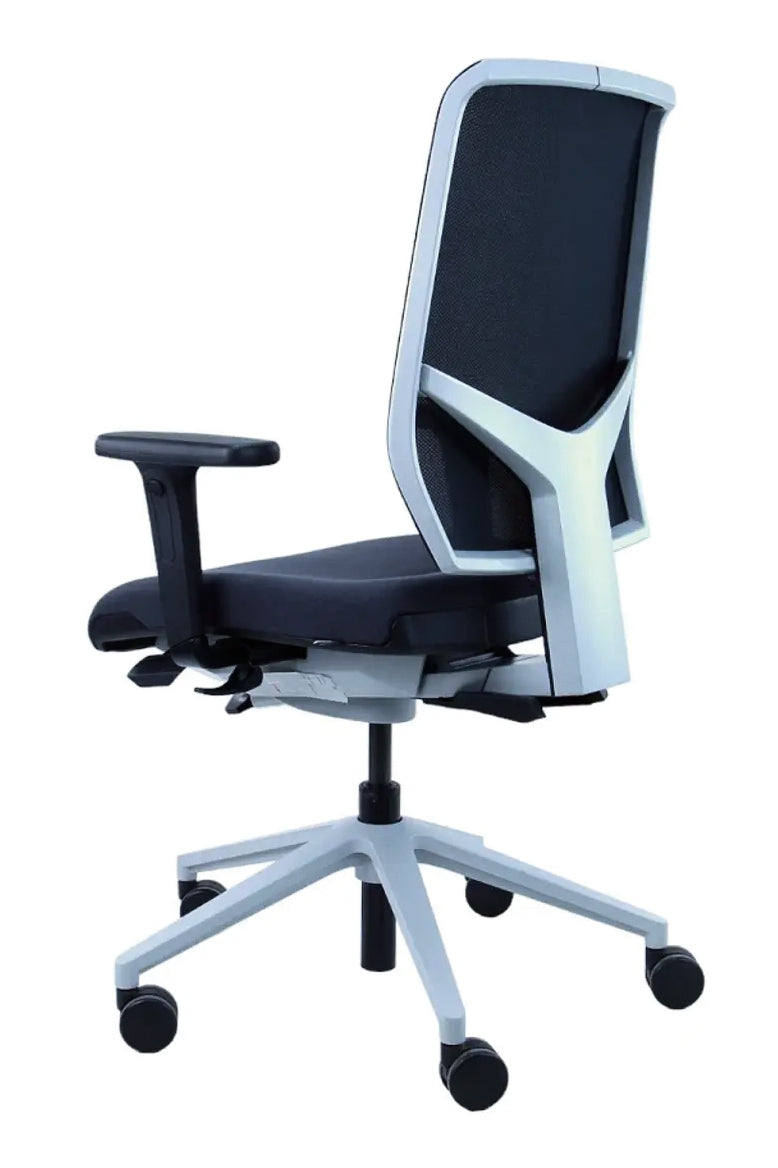 Refurbished office chair Giroflex 68 MESH 3D
