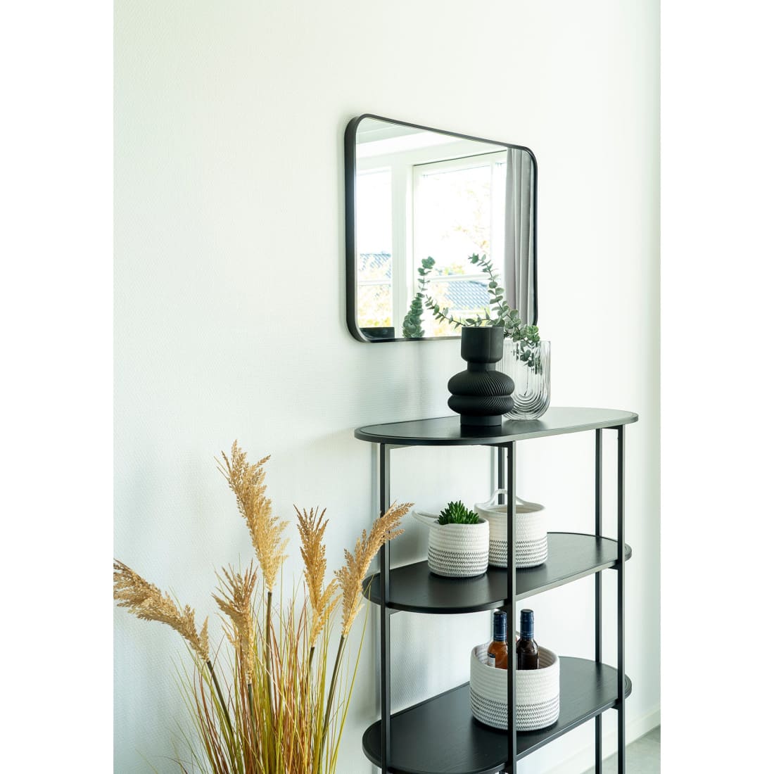 House Nordic Vita Oval Vakkenkast - Metaal Frame Zwart -