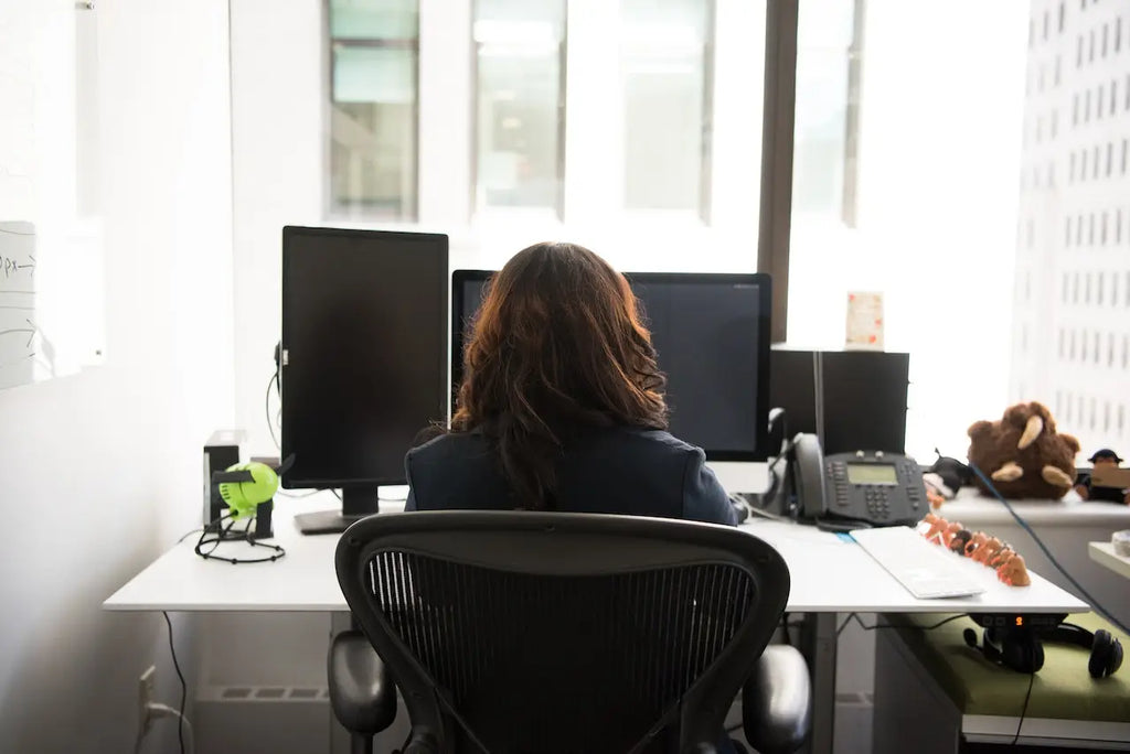 Zijn er nadelen bij het kopen van gebruikte bureaustoelen?