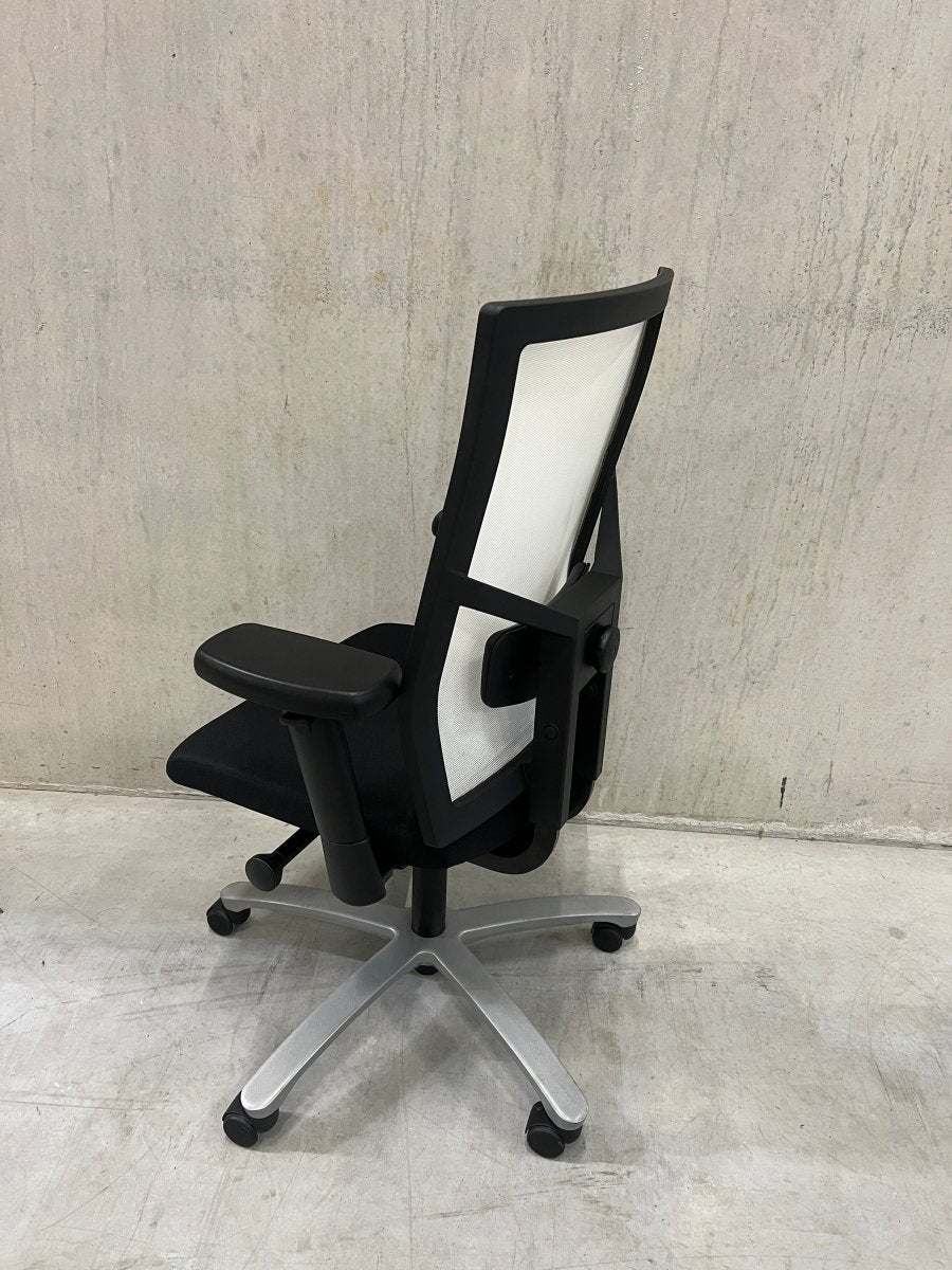 Outlet - Refurbished Bureaustoel Zuidas Mesh Wit Classic B11