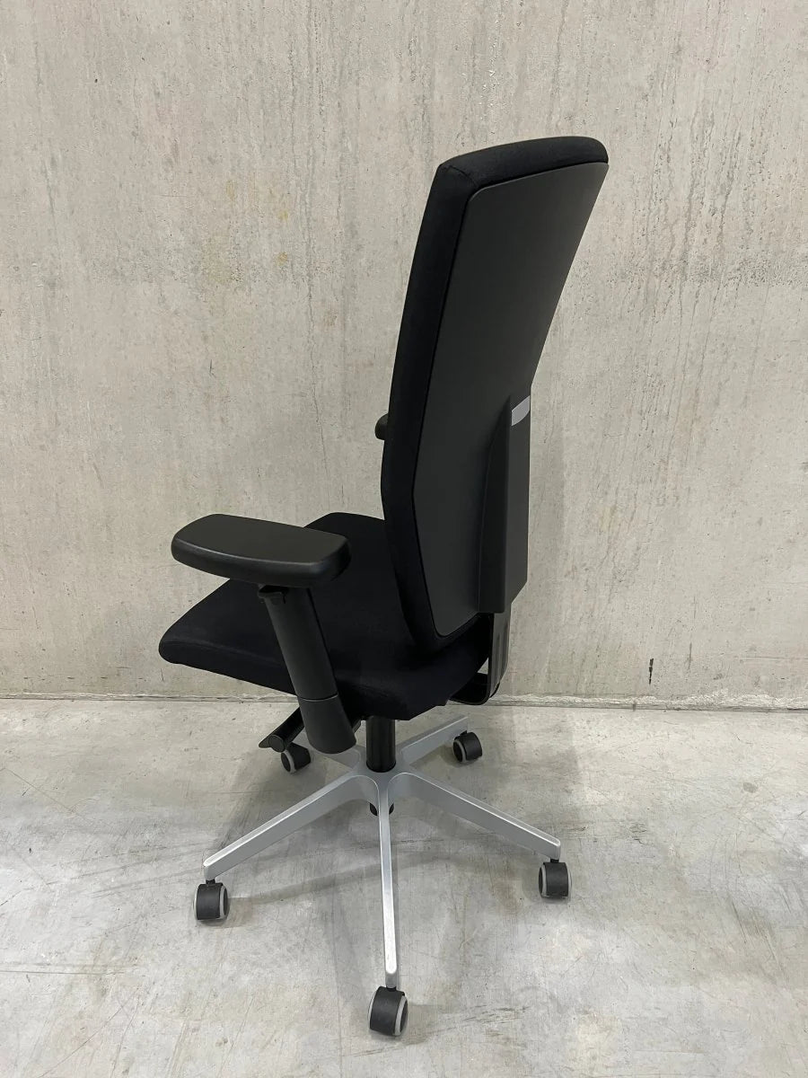 Outlet - Refurbished Bureaustoel B15 Comfort Zwart