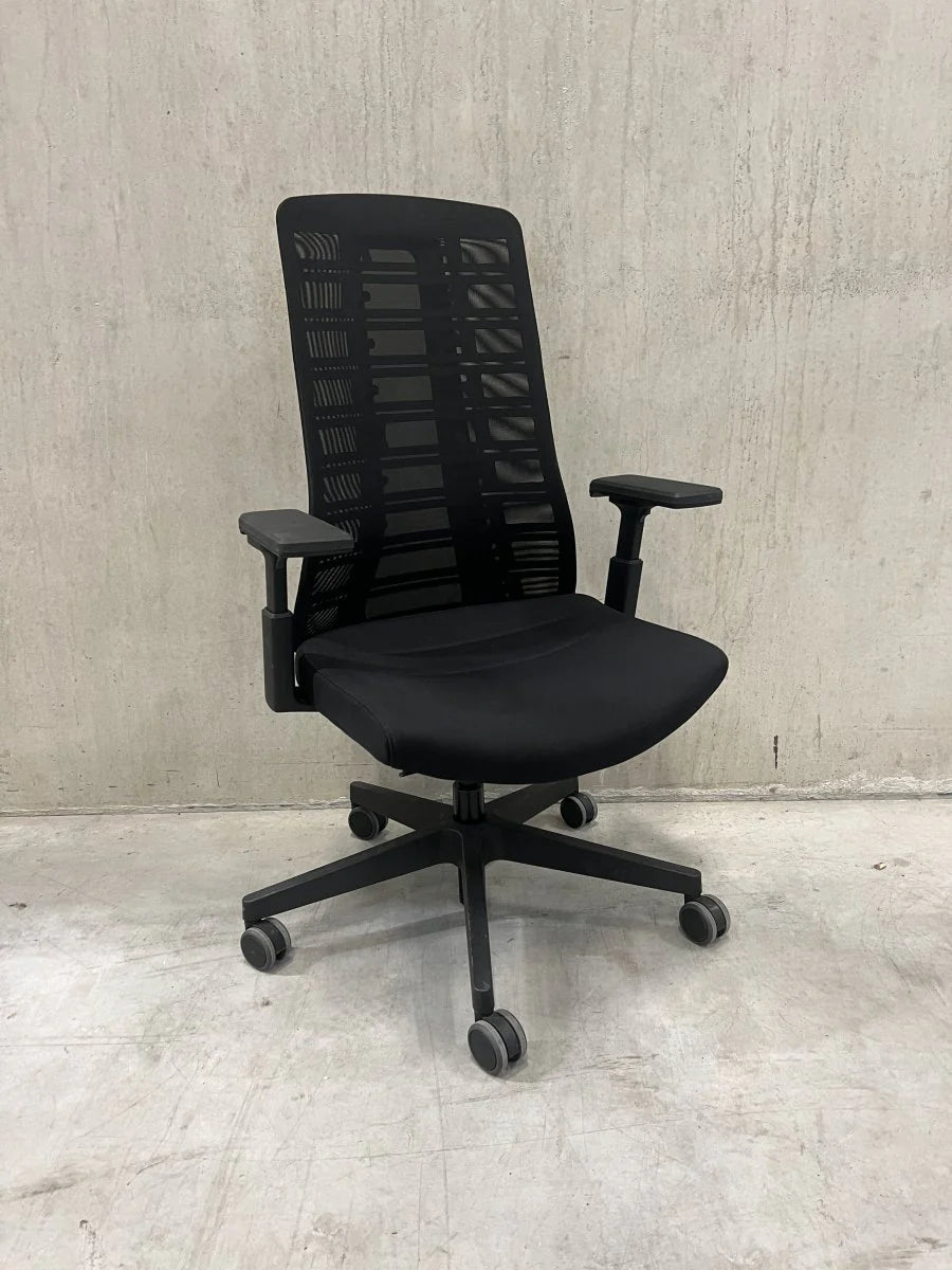 Outlet - Refurbished Bureaustoel D6 Interstuhl Pure is3