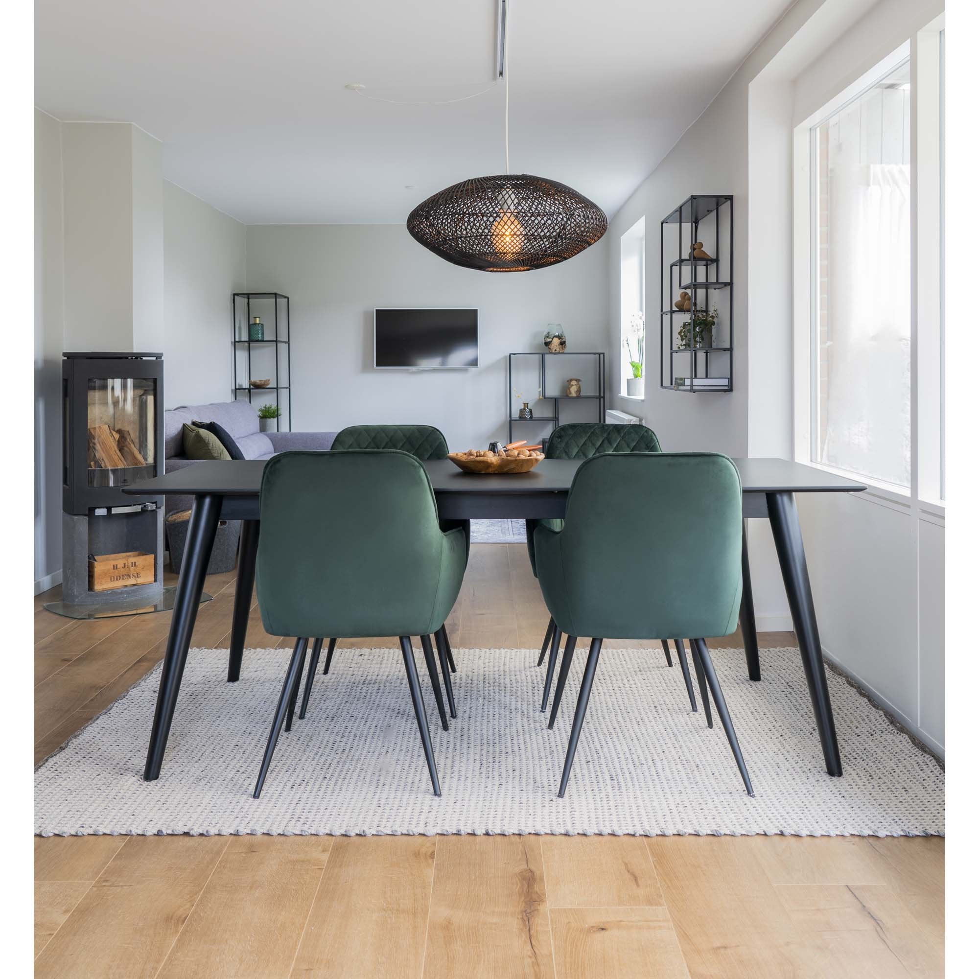 Harbo Dining Chair - Dining Chair in velvet, green with black legs, HN1206 - House Nordic - Dining Chair- Workliving