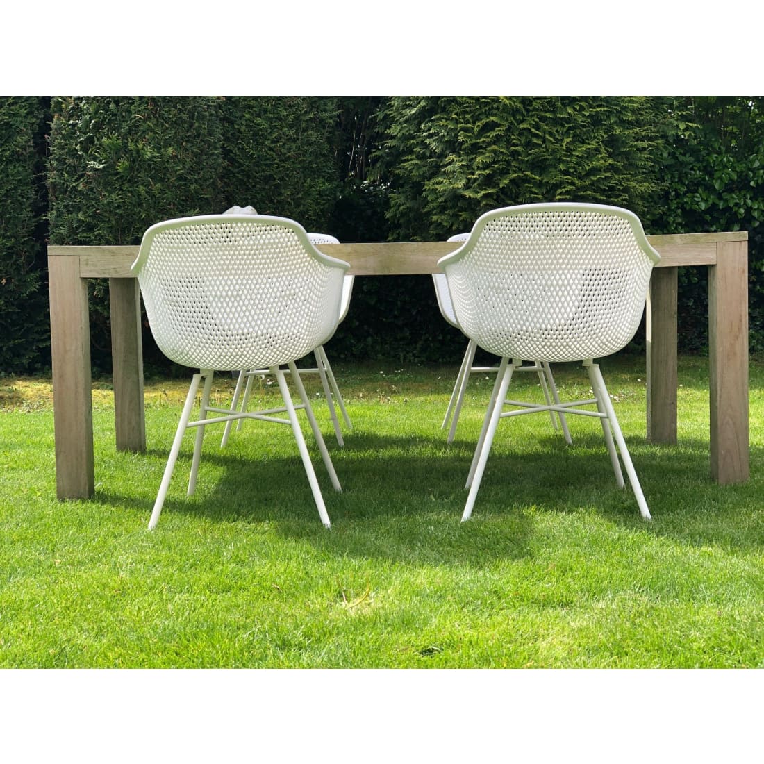 Kick Buitenstoel Indy wit - Zwart frame - Buitenstoelen